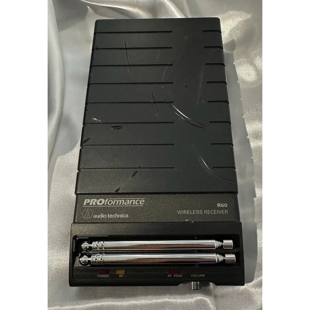 Audio-Technica ProFormance T68 Wireless Mic & R60 Receiver & accessories Working